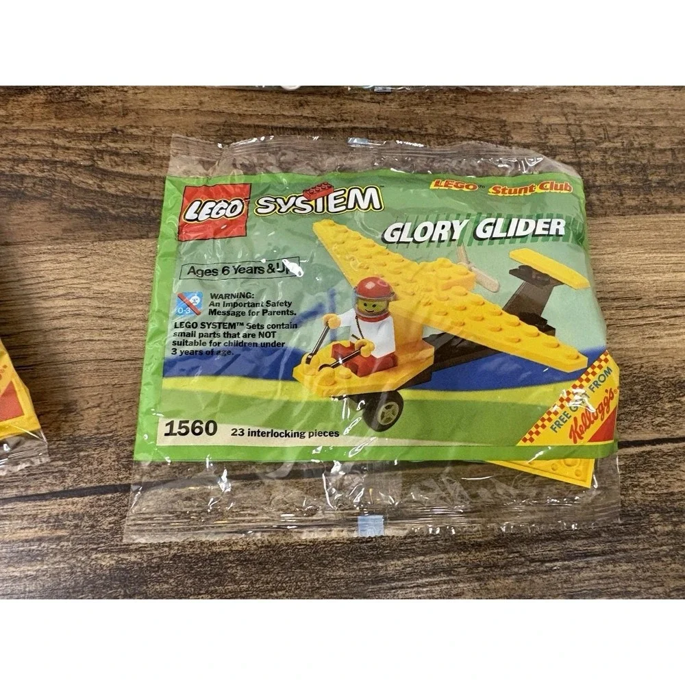 Complete Set Of 4 Kellogg's Lego Stunt Club Sealed Packs Glider Blaster Jumper